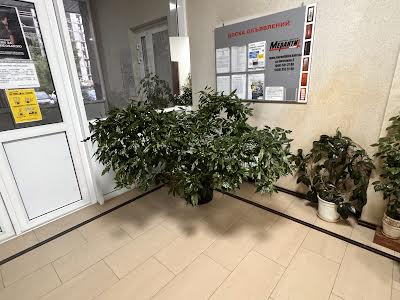 квартира за адресою Дегтярівська вул., 25к1