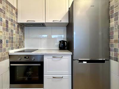 квартира за адресою Регенераторна вул., 4