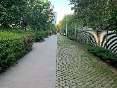 квартира за адресою Березнева вул., 16