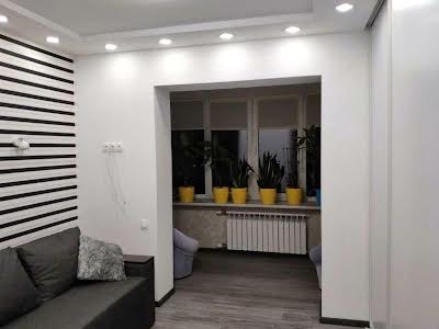 квартира за адресою Феофіла Яновського вул., 2
