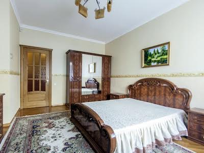 квартира по адресу Старонаводницкая ул., 13-А