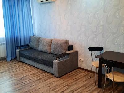 квартира за адресою Єлизавети Чавдар вул., 13