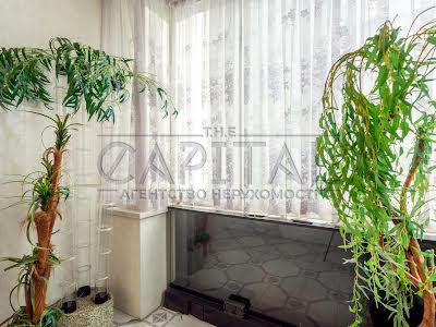 квартира за адресою Андрія Верхогляда вул. (Михайла Драгомирова), 4