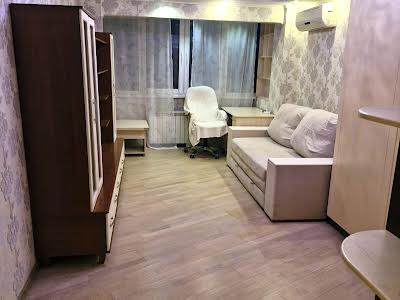 квартира за адресою Ентузіастів вул., 33