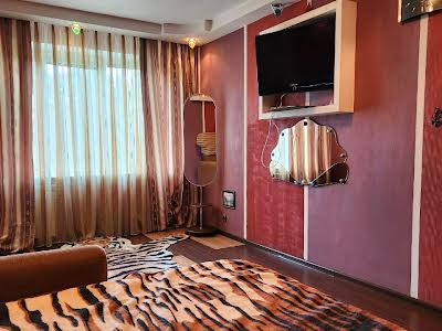 квартира за адресою Академіка Глушкова просп., 26