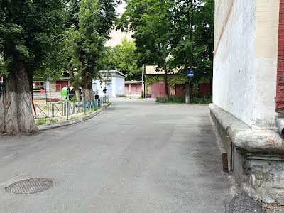 комерційна за адресою Голосіївський просп. (40-річчя Жовтня), 90