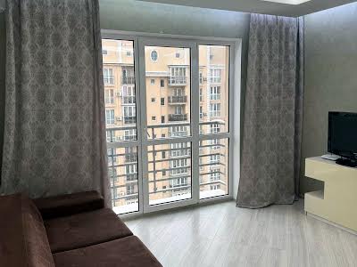 квартира за адресою Метрологічна вул., 8