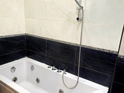 квартира за адресою Петропавлівська вул., 40