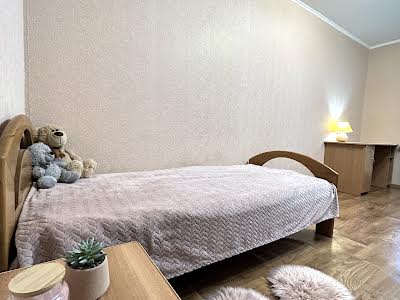 квартира за адресою Сергія Данченка вул., 5
