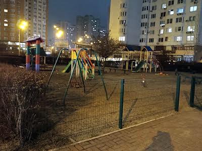 квартира за адресою Єлизавети Чавдар вул., 11