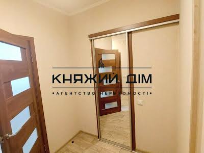 квартира по адресу Авиаконструктора Игоря Сикорского ул. (Танковая), 1