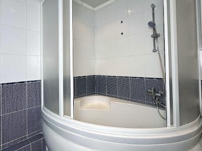 квартира за адресою Шота Руставелі вул., 44
