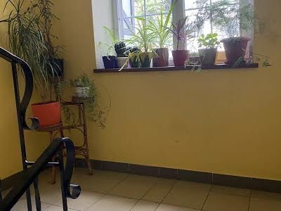 квартира за адресою Придорожна вул., 8