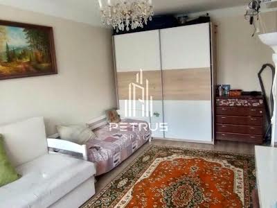 квартира по адресу Киев, Шолом-Алейхема ул., 19