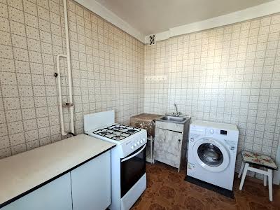 квартира за адресою Київ, Андрія Малишка вул., 37