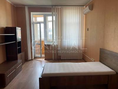 квартира за адресою Дмитрівська вул., 52-Б