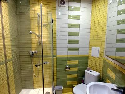 квартира за адресою Анни Ахматової вул., 31