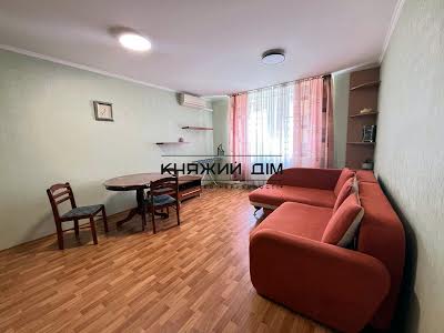квартира по адресу Миколы Бажана просп., 12