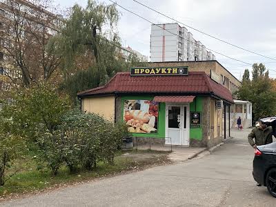 комерційна за адресою Мінський проспект, 4Б