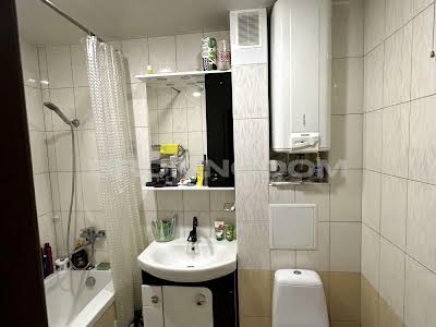 квартира за адресою Турівська вул., 24