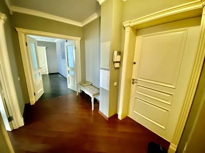 квартира по адресу Вышгородская ул., 45Б1