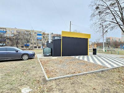комерційна за адресою Байрона просп., 148