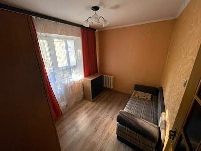комната по адресу Героев Днепра ул., 7