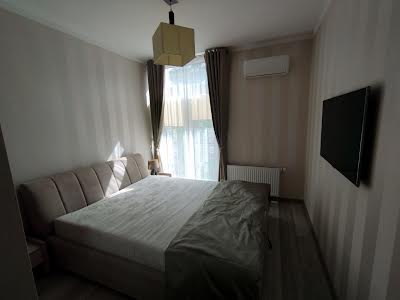 квартира за адресою Регенераторна вул., 4 к11