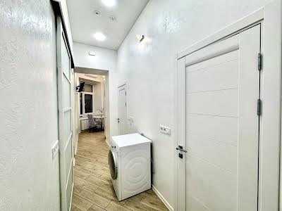 квартира по адресу Малая Житомирская ул., 5