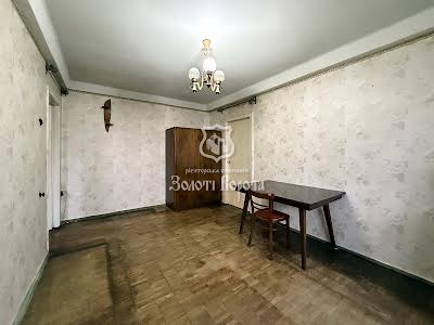 квартира за адресою Воскресенський бульв. (Перова), 9б