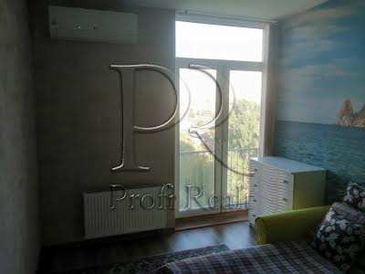 квартира за адресою Регенераторна вул., 4 к1-5