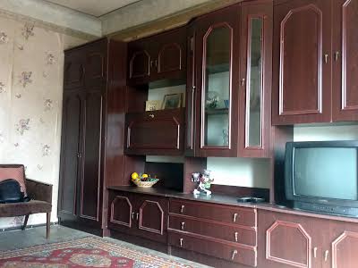 квартира по адресу Будівельників, 16