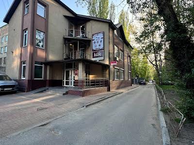 коммерческая по адресу Елены Телиги ул., 5-Б