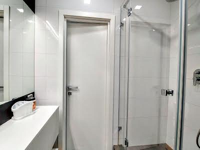 квартира за адресою Регенераторна вул., 4 к14
