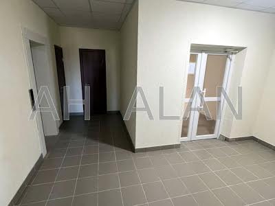 квартира за адресою Лугова вул., 3б