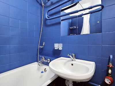 квартира по адресу Строителей ул., 8