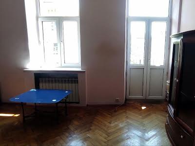 квартира по адресу Лисенка ул., 4
