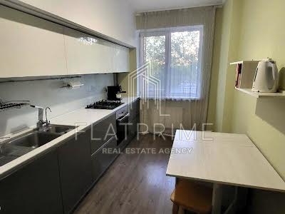 квартира за адресою Метрологічна вул., 111