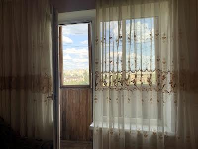 квартира за адресою Райдужна вул., 13-В