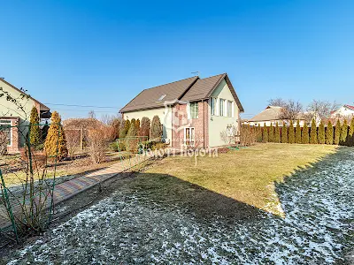 дом по адресу Медоносная ул. (Свердлова), 33