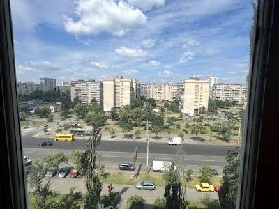 квартира по адресу Червоной Калины просп. (Владимира Маяковского), 38/10