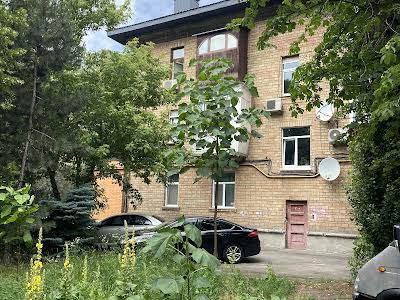 квартира по адресу Катерини Білокур ул., 8