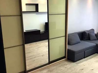 квартира по адресу Олевская ул., 5