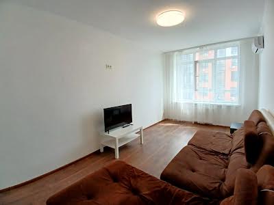 квартира за адресою Миколи Гулака вул., 4
