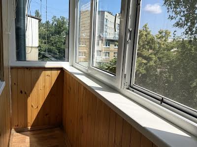 квартира за адресою Гетьмана Кирила Розумовського вул. (Миколи Краснова), 8-А