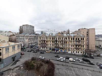 комерційна за адресою Дмитрівська вул., 18/24