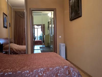 квартира по адресу Кловский спуск, 4