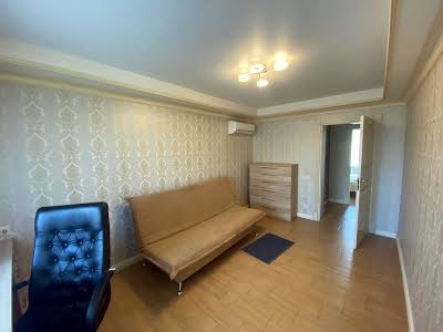 квартира за адресою Жилянська вул., 45
