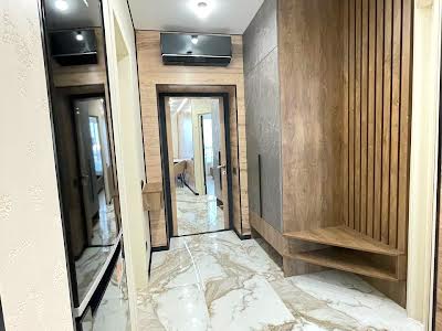 квартира за адресою с. Софіївська борщагівка, Героїв Небесної Сотні просп., 14/4
