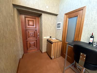 квартира за адресою Клінічна вул., 28